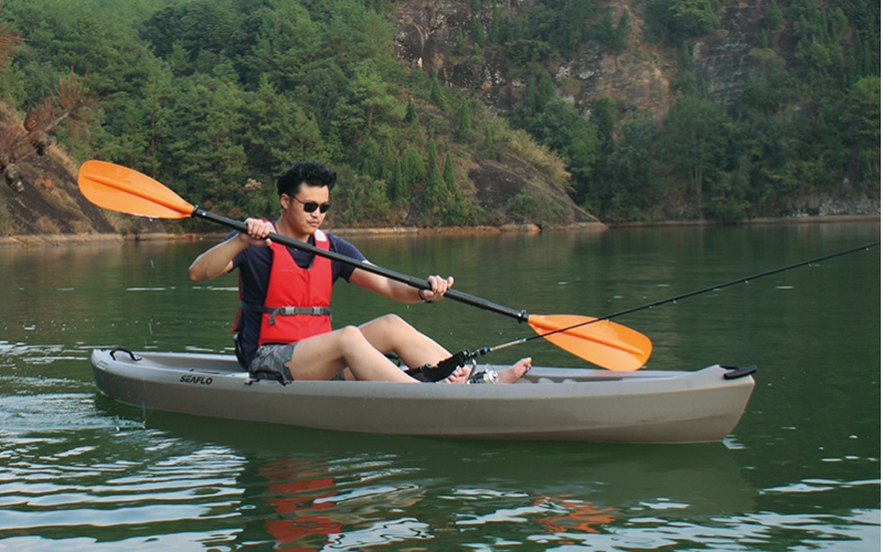 Who doesn't like kayaking that can both fish and play!